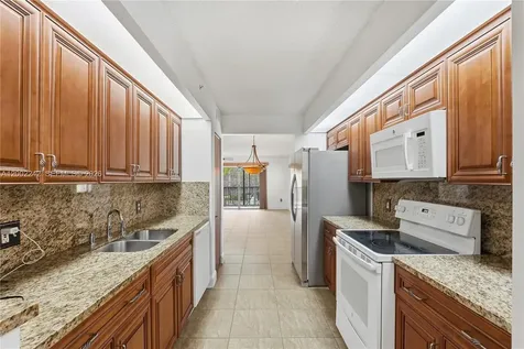 700 SW 137th Avenue Pembroke Pines FL 33027