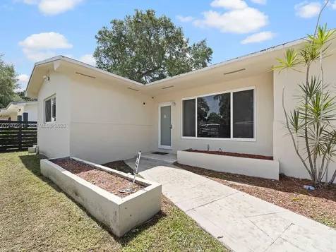 560 NE 161st Street Miami FL 33162