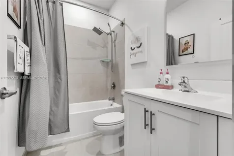 14782 SW 181st Terrace Miami FL 33187