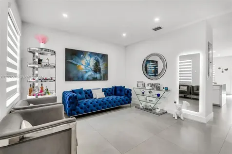 14782 SW 181st Terrace Miami FL 33187