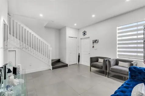 14782 SW 181st Terrace Miami FL 33187