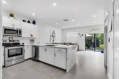 14782 SW 181st Terrace Miami FL 33187