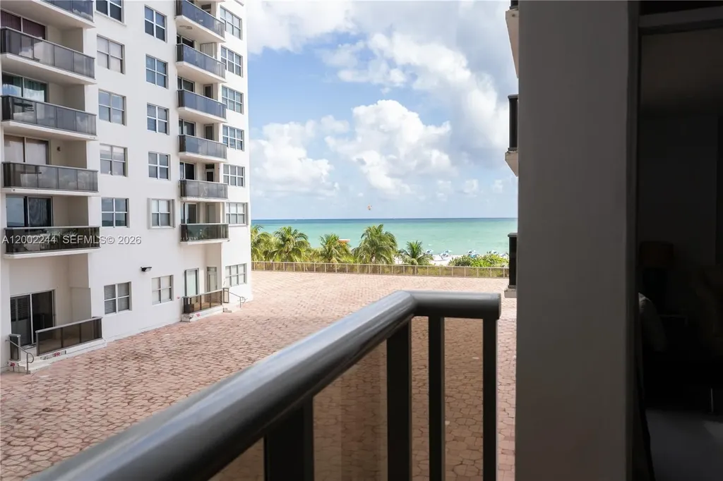 6039 Collins Avenue Miami Beach FL 33140