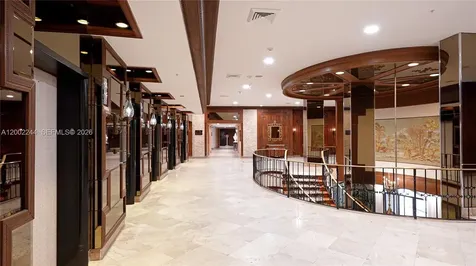 6039 Collins Avenue Miami Beach FL 33140