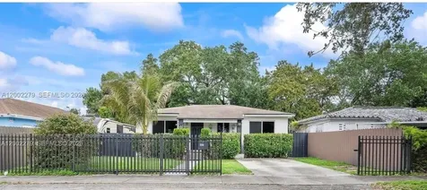 3249 NW 51st Street Miami FL 33142