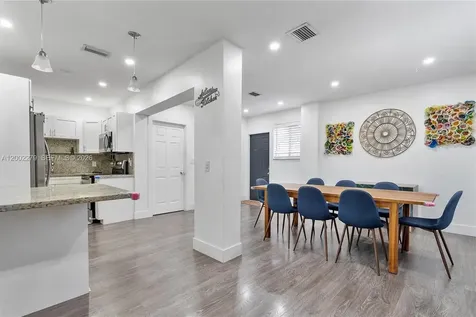 3249 NW 51st Street Miami FL 33142