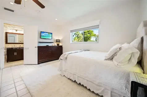 10740 SW 74th Court Pinecrest FL 33156