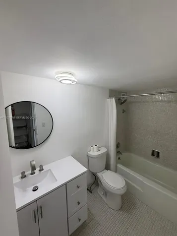 5700 Collins Avenue Miami Beach FL 33140