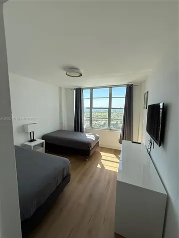 5700 Collins Avenue Miami Beach FL 33140