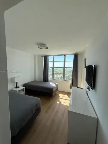 5700 Collins Avenue Miami Beach FL 33140