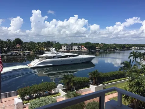 5700 Collins Avenue Miami Beach FL 33140