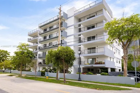 16508 NE 26th Avenue North Miami Beach FL 33160