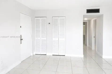 16508 NE 26th Avenue North Miami Beach FL 33160