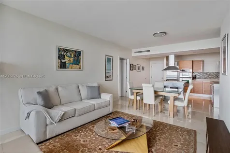 218 SE 14th Street Miami FL 33131