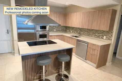 218 SE 14th Street Miami FL 33131