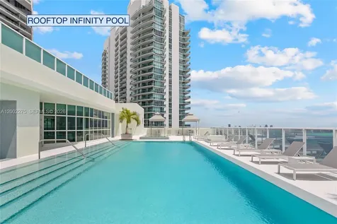 218 SE 14th Street Miami FL 33131