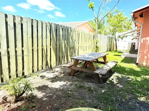 10620 Sunset Strip Sunrise FL 33322