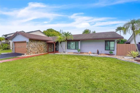 10615 SW 129th Court Miami FL 33186
