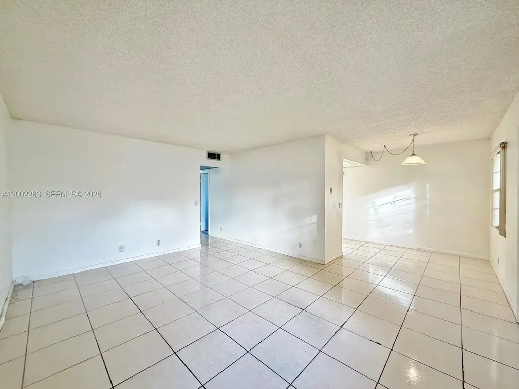 251 SW 134 Way Pembroke Pines FL 33027