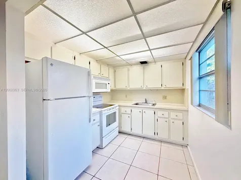 251 SW 134 Way Pembroke Pines FL 33027