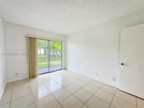 251 SW 134 Way Pembroke Pines FL 33027