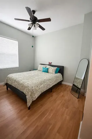 1483 SE 22nd Lane Homestead FL 33035