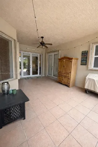 1483 SE 22nd Lane Homestead FL 33035
