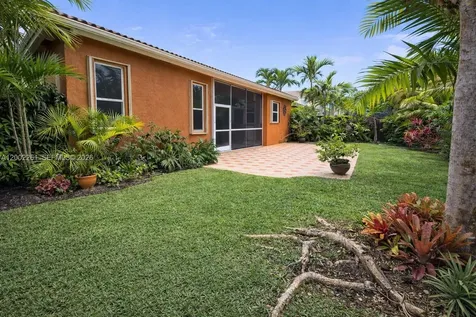 1483 SE 22nd Lane Homestead FL 33035