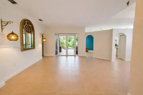 1483 SE 22nd Lane Homestead FL 33035