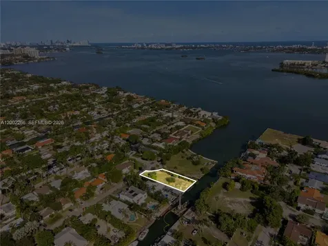 1110 NE 84th Street Miami FL 33138