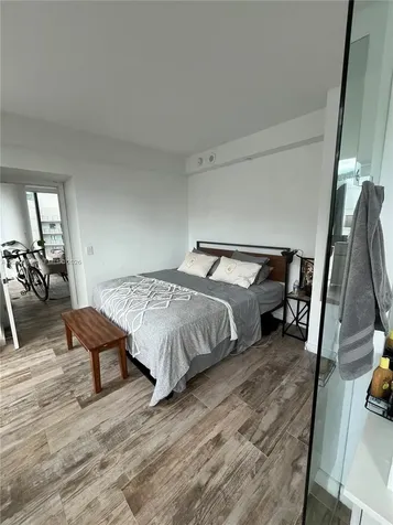 650 NE 32nd Street Miami FL 33137