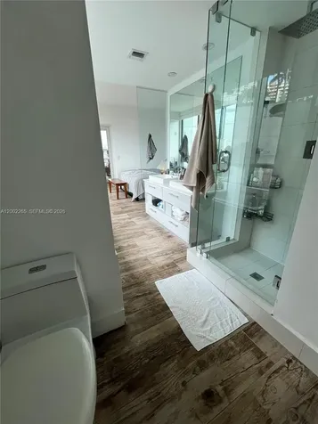 650 NE 32nd Street Miami FL 33137