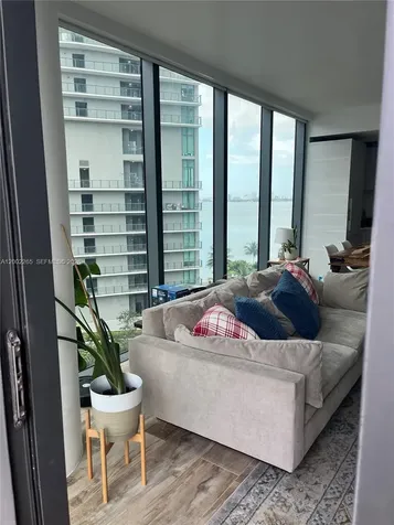 650 NE 32nd Street Miami FL 33137