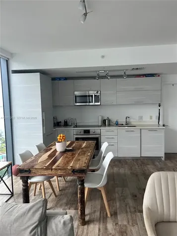 650 NE 32nd Street Miami FL 33137