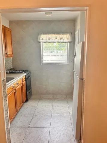 7945 Carlyle Avenue Miami Beach FL 33141