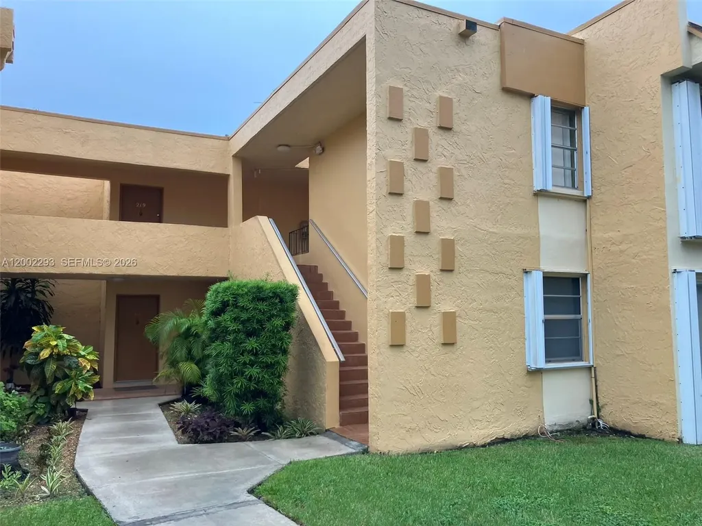 9311 SW 4th Street Miami FL 33174