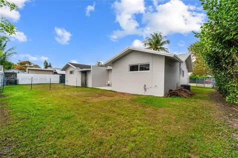11310 SW 189th Street Miami FL 33157