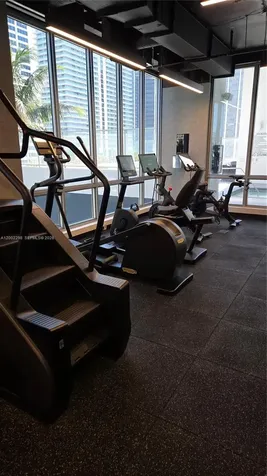 227 NE 2nd Street Miami FL 33132