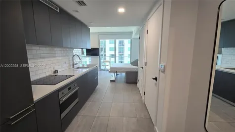 227 NE 2nd Street Miami FL 33132