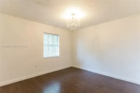 7876 NW 189th Street Hialeah FL 33015