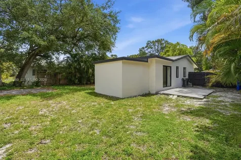 1621 SW 11th Court Fort Lauderdale FL 33312