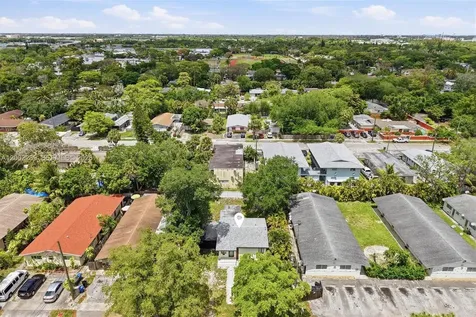 1621 SW 11th Court Fort Lauderdale FL 33312