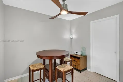 419 S Crescent Drive Hollywood FL 33021