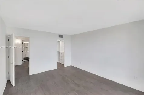 7928 West Drive North Bay Village FL 33141