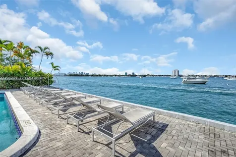 7928 West Drive North Bay Village FL 33141