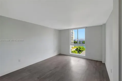 7928 West Drive North Bay Village FL 33141