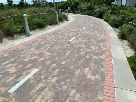 335 Ocean Drive Miami Beach FL 33139