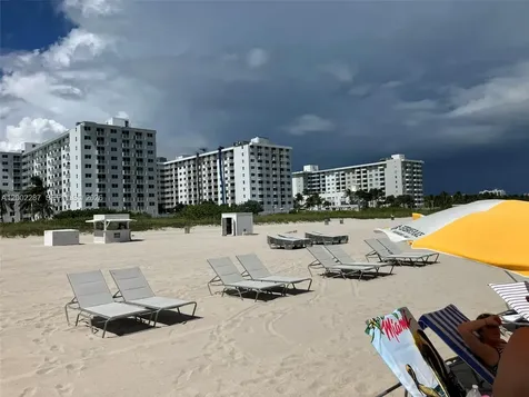 335 Ocean Drive Miami Beach FL 33139