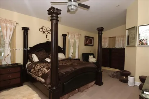 8733 NW 76th Drive Tamarac FL 33321