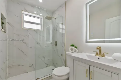 1852 SW 22nd Terrace Miami FL 33145